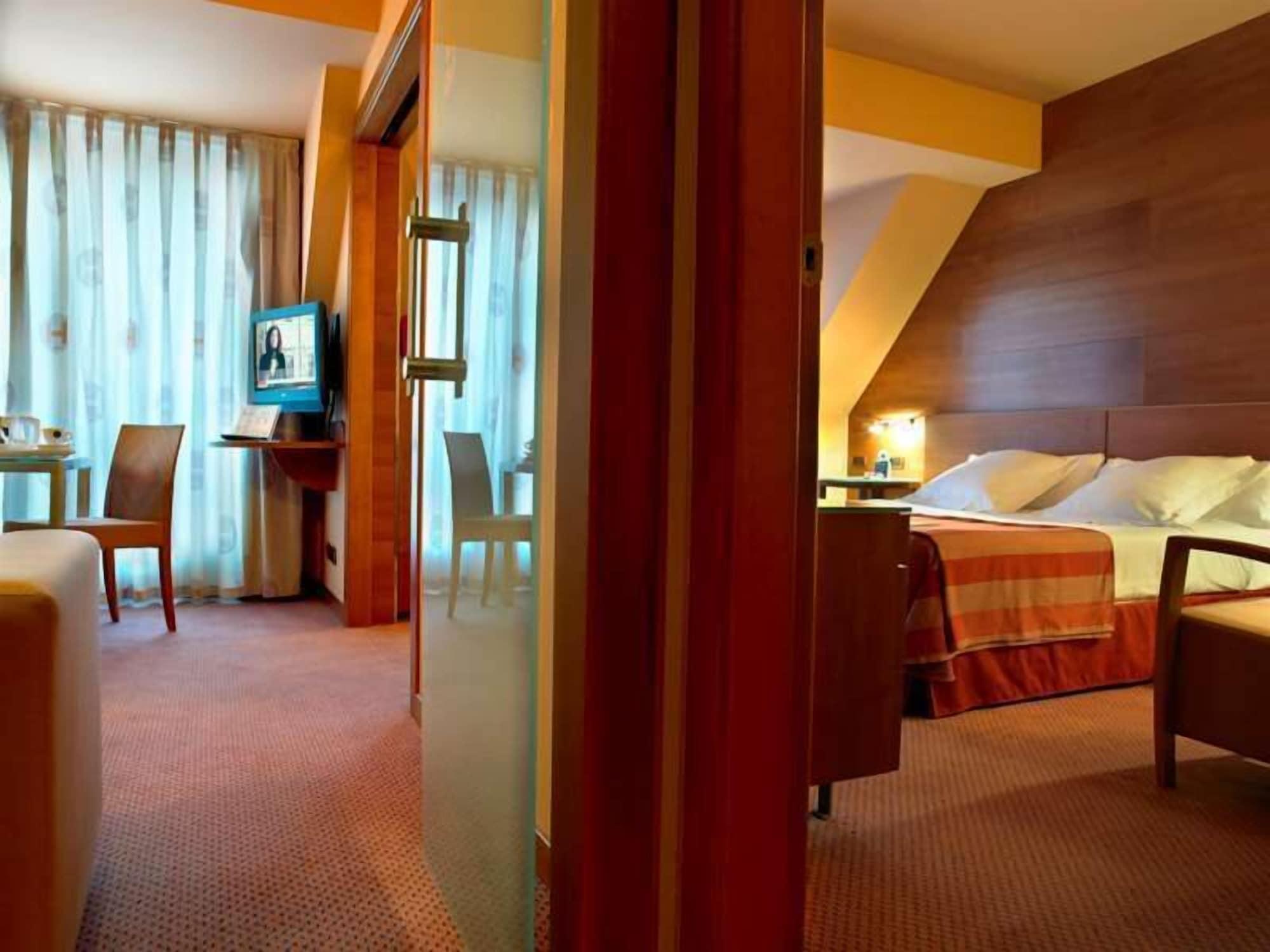 Silken Monumental Naranco Hotel Oviedo Ngoại thất bức ảnh
