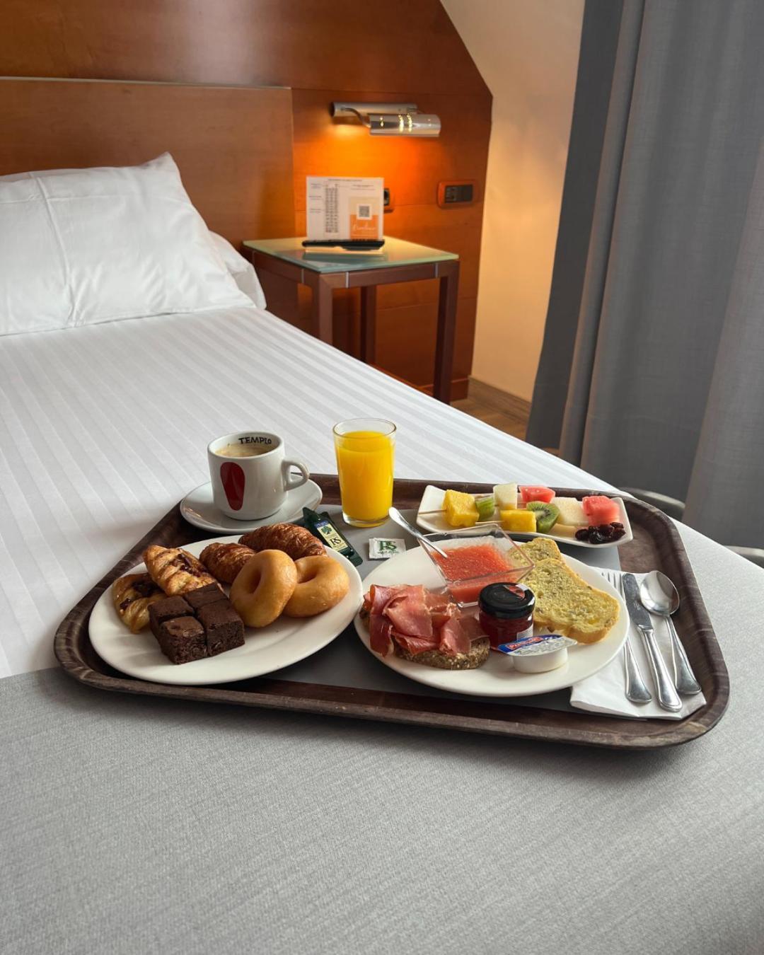 Silken Monumental Naranco Hotel Oviedo Ngoại thất bức ảnh